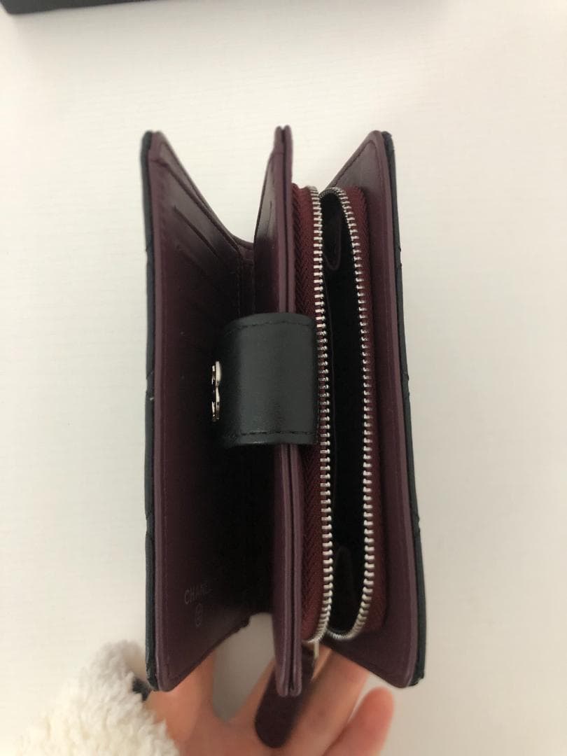 財布　二つＣロゴ　高級感　ブラック 女性　レザー　バッグ　綺麗 超美品