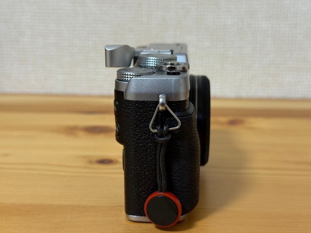 Fujifilm X-E2(シルバー) ボディ 富士フィルム(フジフィルム)