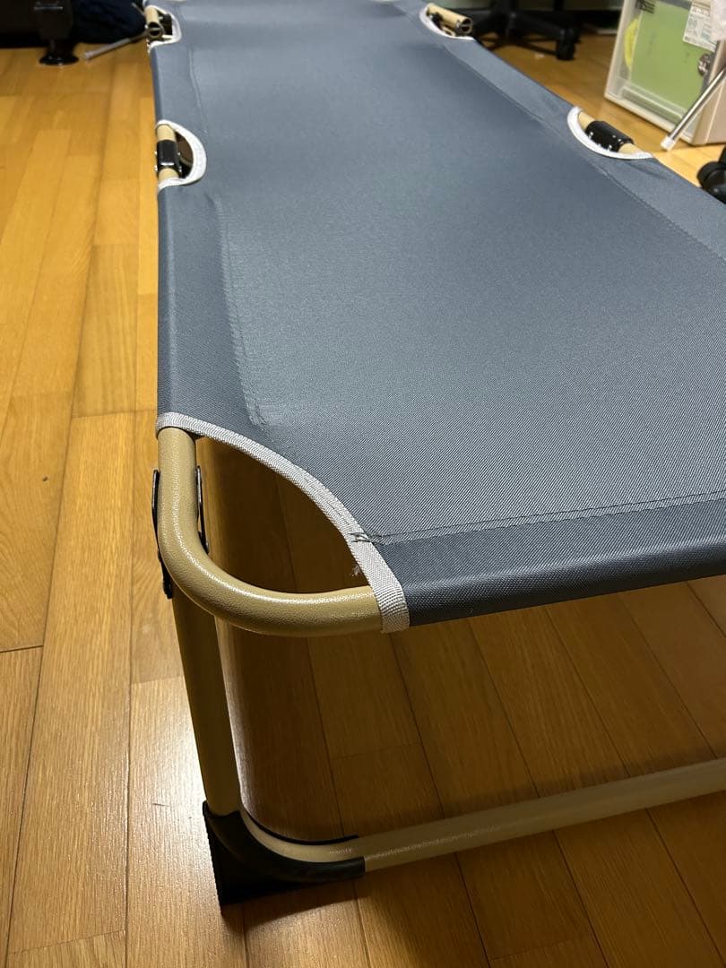 軽量 折りたたみベッド 4.0kg キャンプ　アウトドア　マルシェ