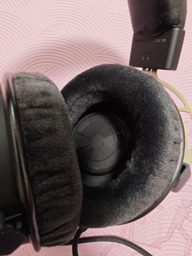 【中古品】beyerdynamic バイヤーダイナミック T1 2ndヘッドホン