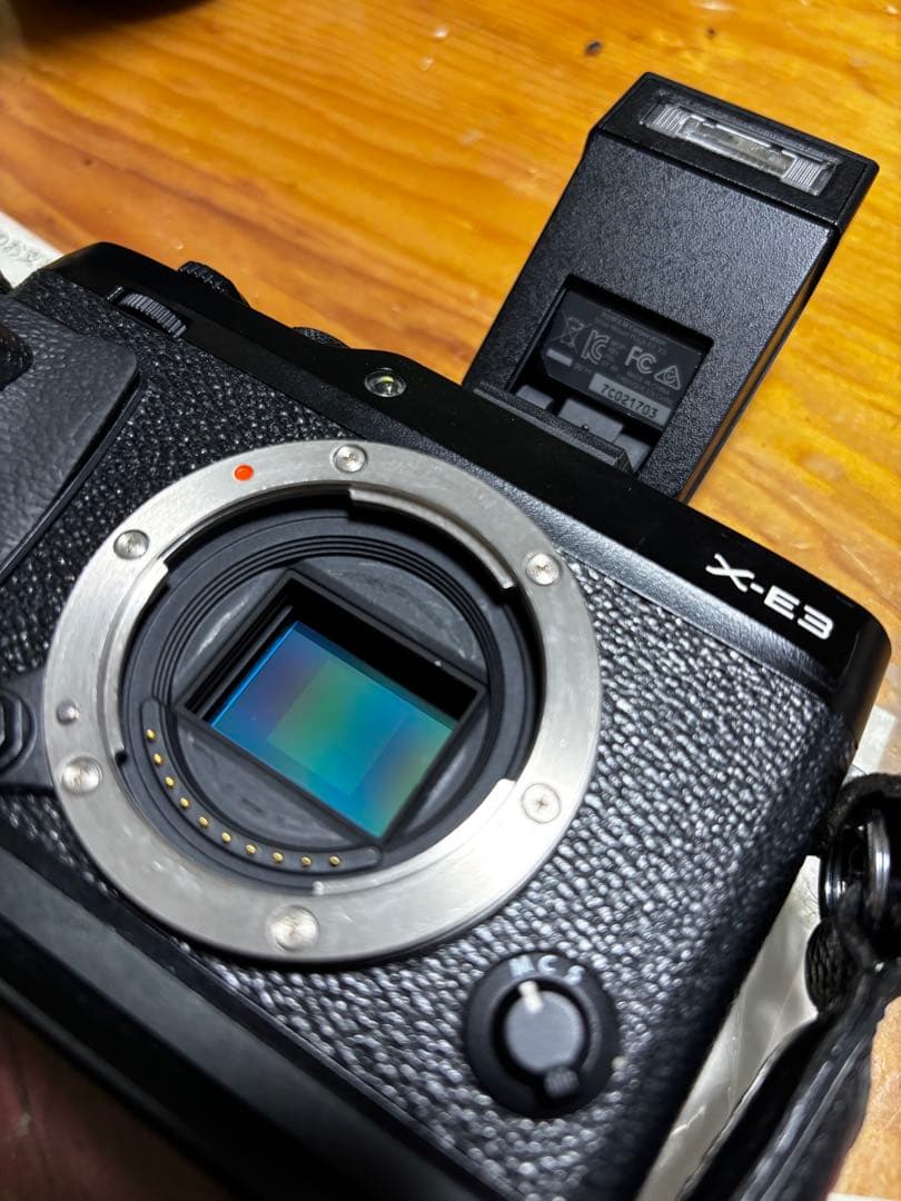 富士フィルム　XE-3 ブラック