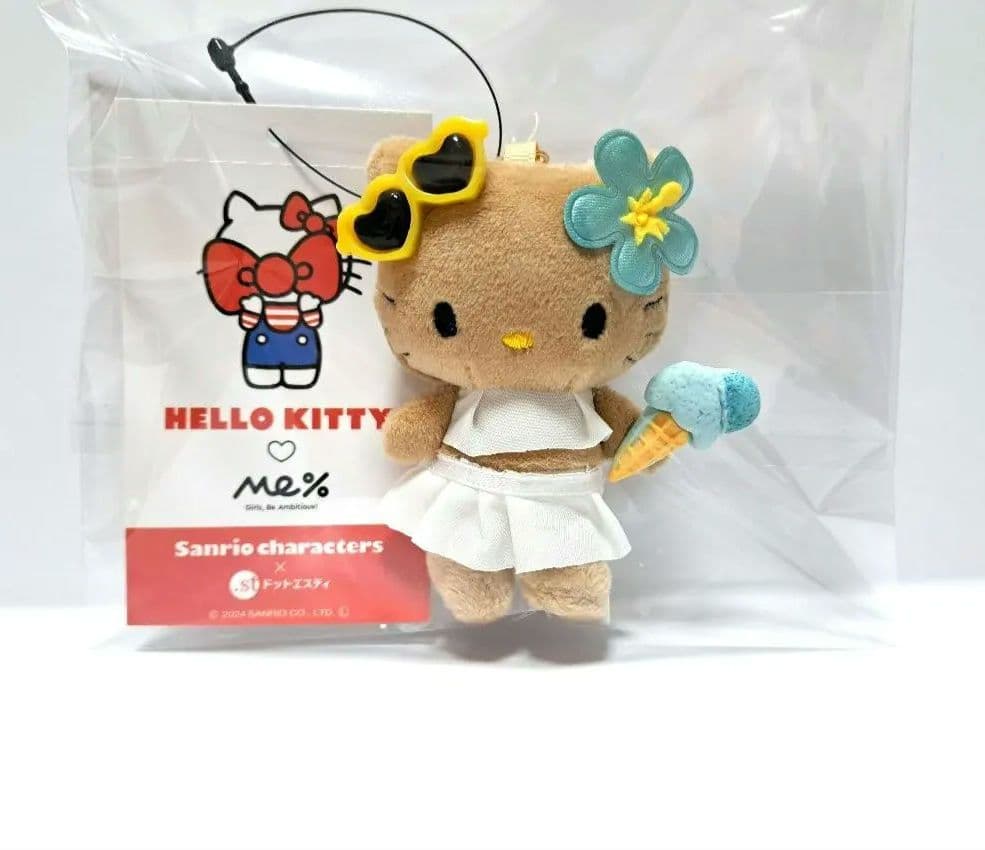 ハローキティ　LOWRYS FARM　Me%　トイキーホルダー　水着　日焼け
