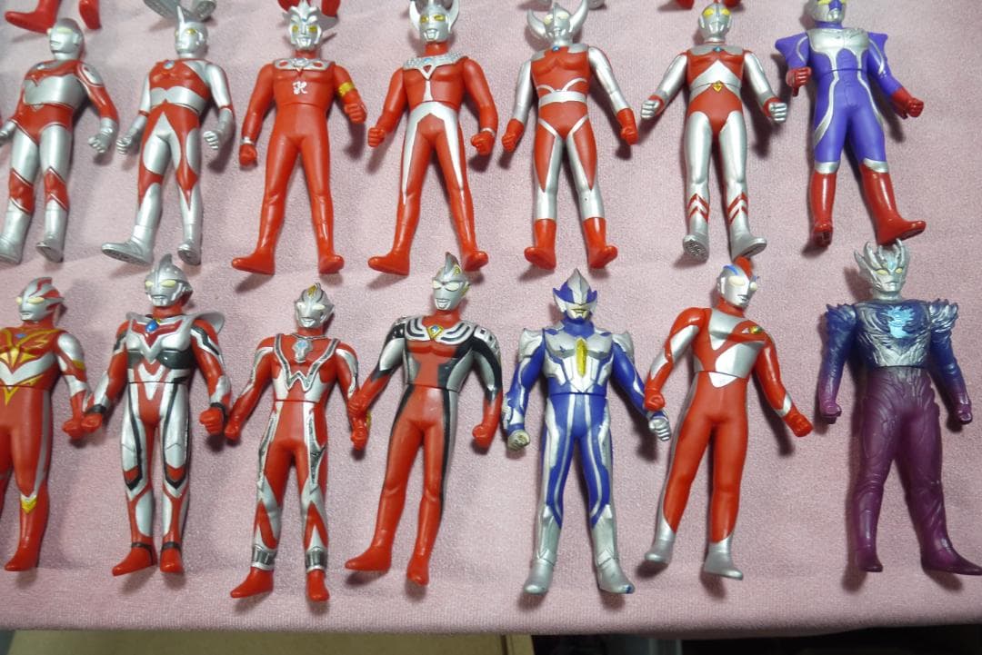 ウルトラマン　ウルトラ怪獣　ミニソフビ　60体