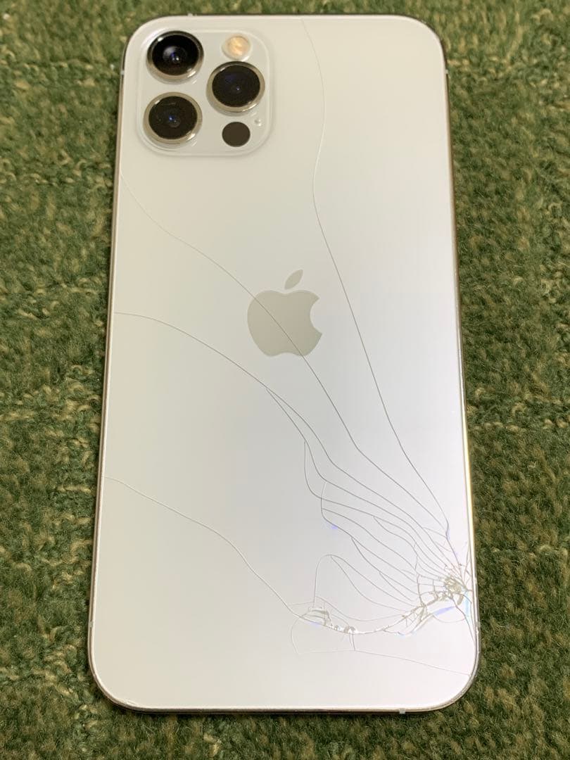 【ジャンク】iPhone12 Pro 256GBシルバー　 SIMフリー