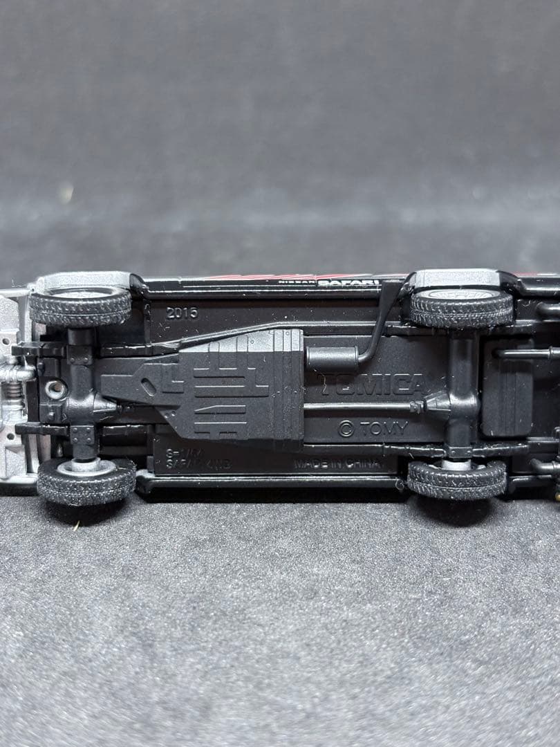 トミカリミテッドヴィンテージ vol.19 西部警察 日産 サファリ 4WD