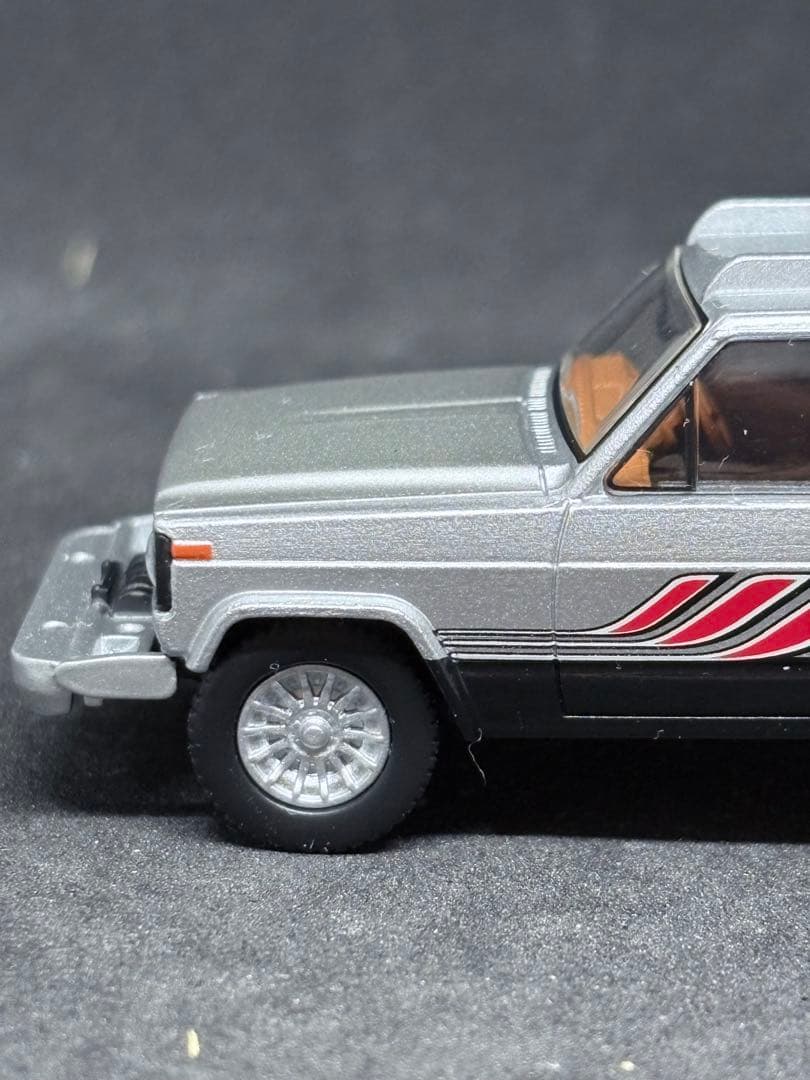 トミカリミテッドヴィンテージ vol.19 西部警察 日産 サファリ 4WD