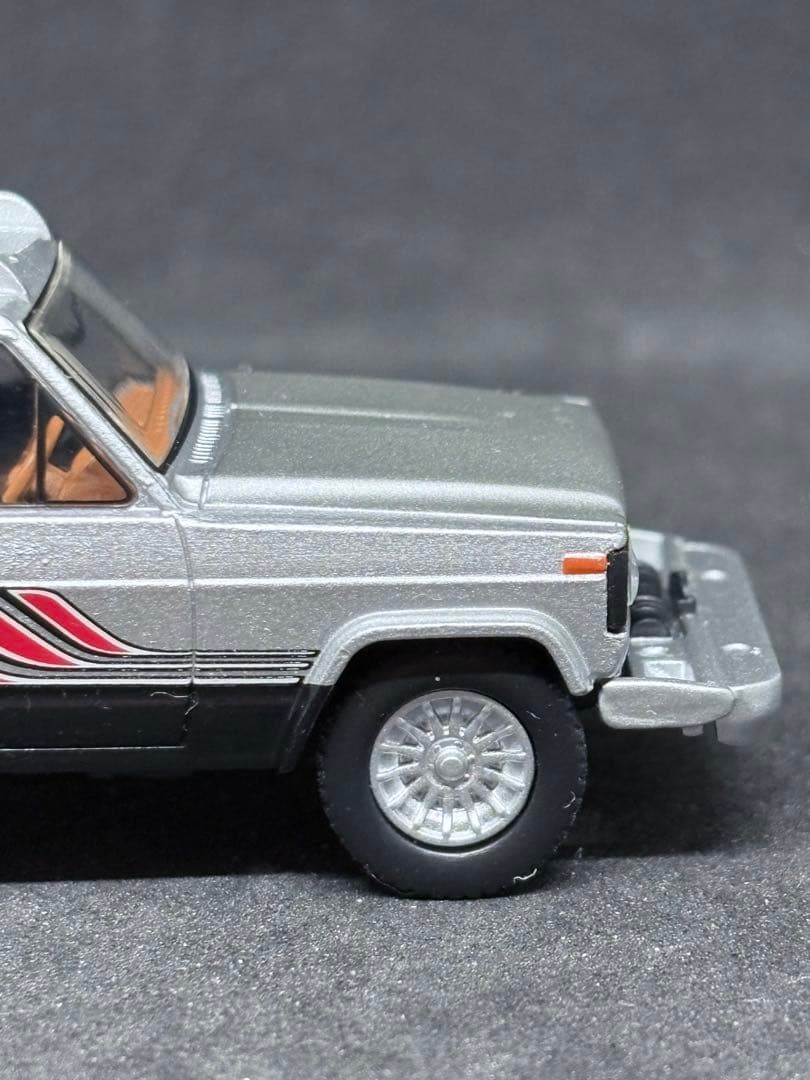 トミカリミテッドヴィンテージ vol.19 西部警察 日産 サファリ 4WD