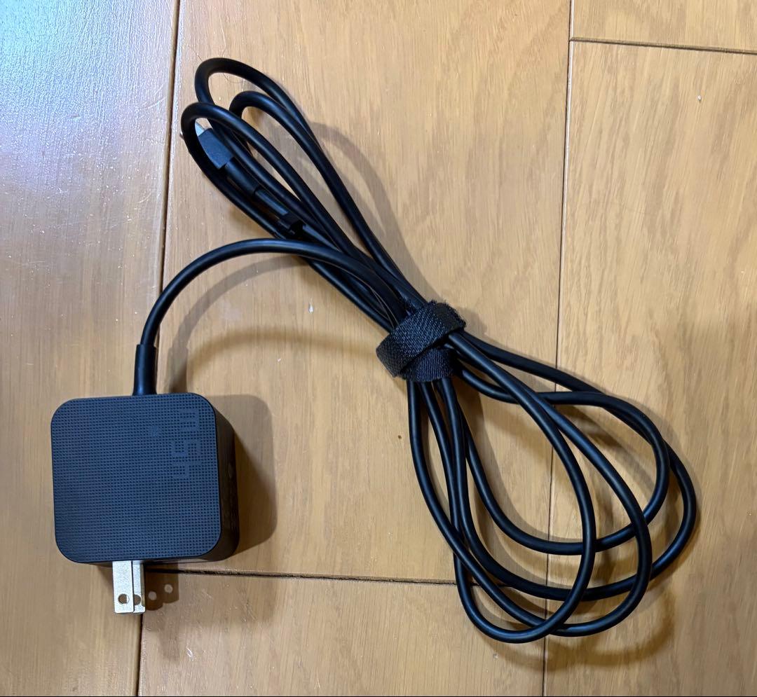 2回使用　ASUS Chromebook CM3001DM2 10.51インチ