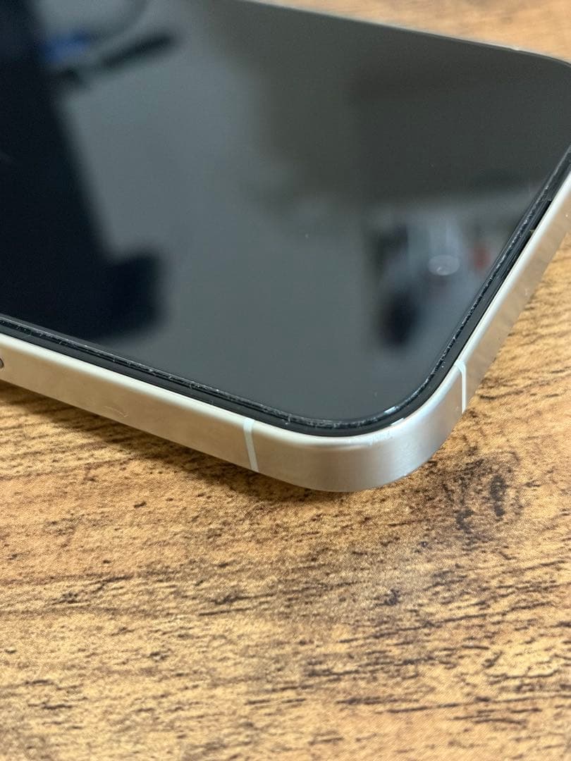 iPhone 15 Pro 128GB チタニウムホワイト SIMフリー