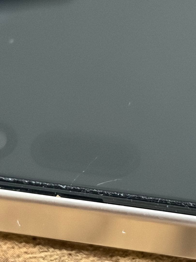 iPhone 15 Pro 128GB チタニウムホワイト SIMフリー