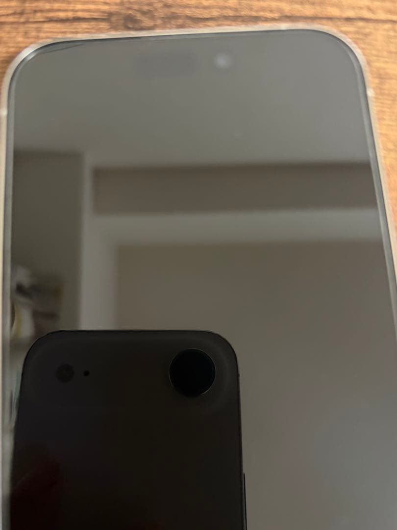 iPhone 15 Pro 128GB チタニウムホワイト SIMフリー