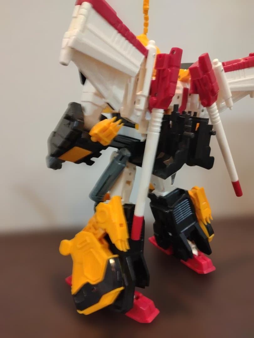 トランスフォーマーMP　ビクトリーセイバー