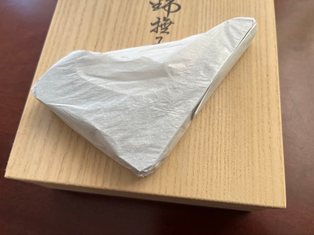 今泉今右衛門　錦撫子草花文　飾皿　1点　約14.5㎝