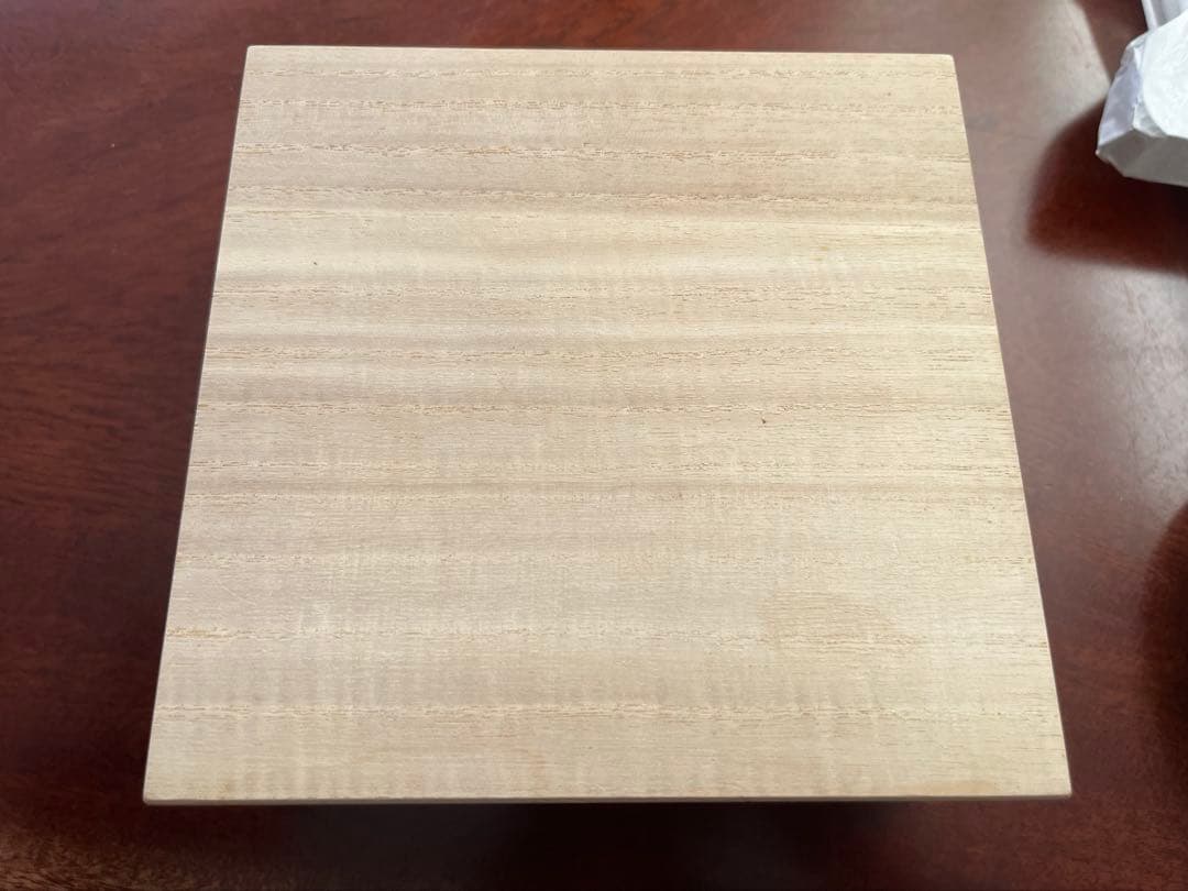 今泉今右衛門　錦撫子草花文　飾皿　1点　約14.5㎝