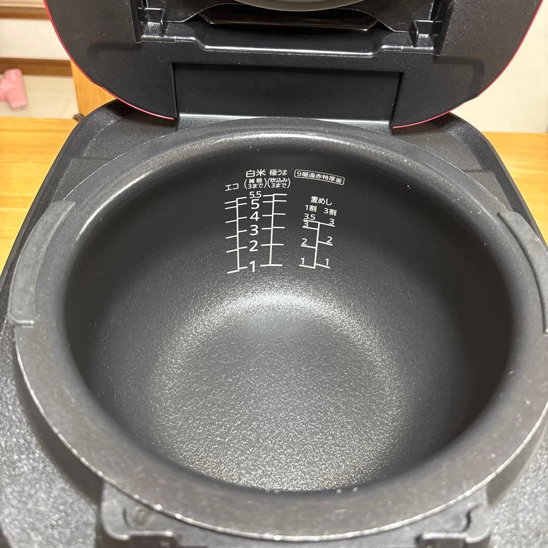 タイガー　炊飯器　5.5合 JPC-A101