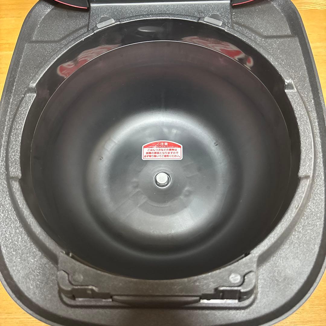 タイガー　炊飯器　5.5合 JPC-A101