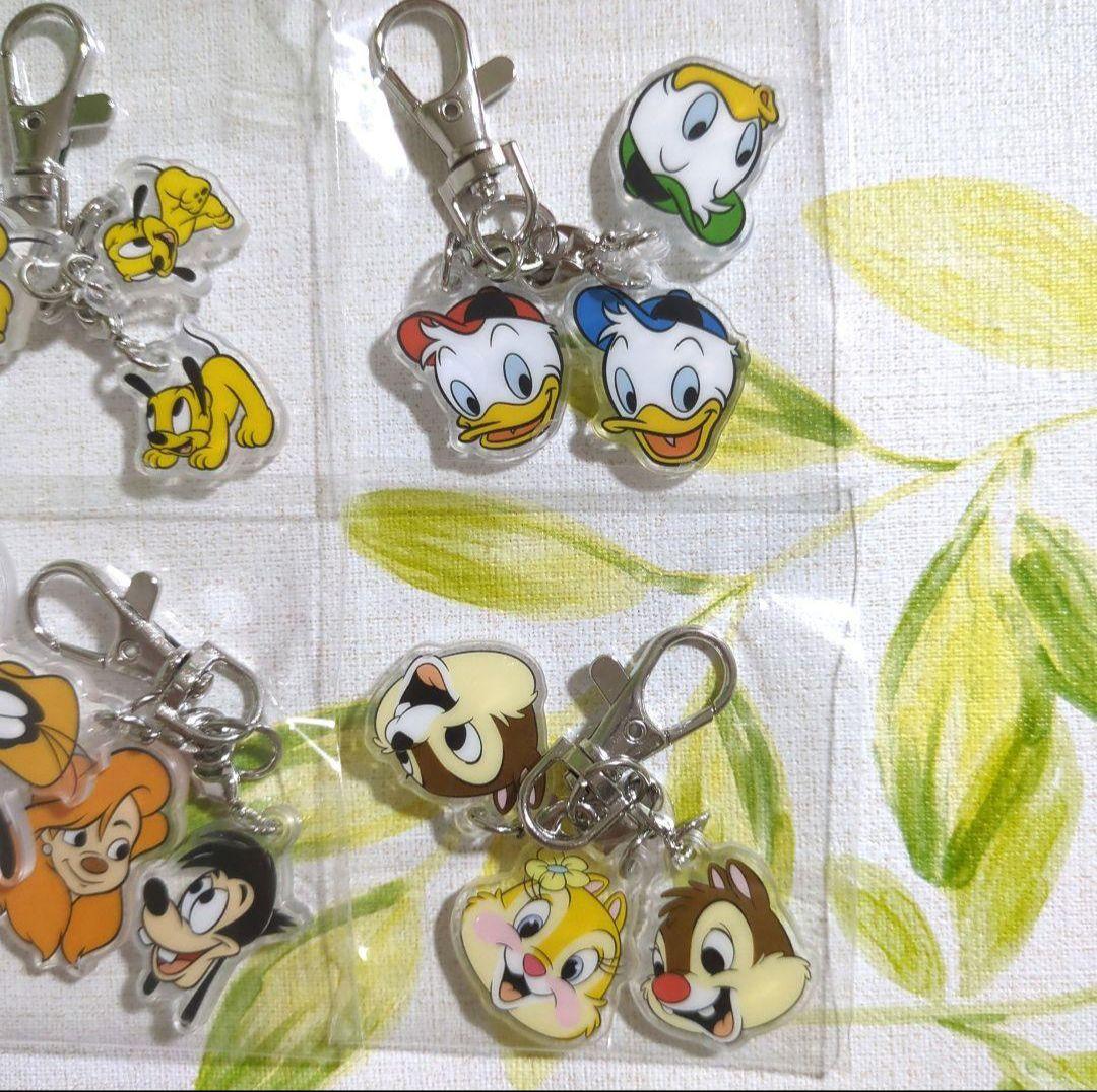 【8種コンプ】トリオ アクリル キーチェーン Disney　ディズニー