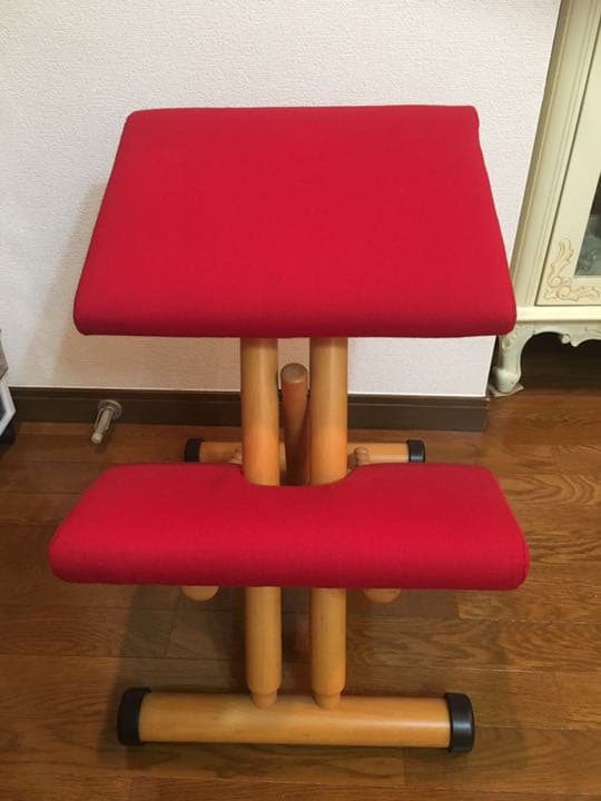 ストッケ マルチ バランスチェア STOKKE 椅子 チェア 赤 北欧