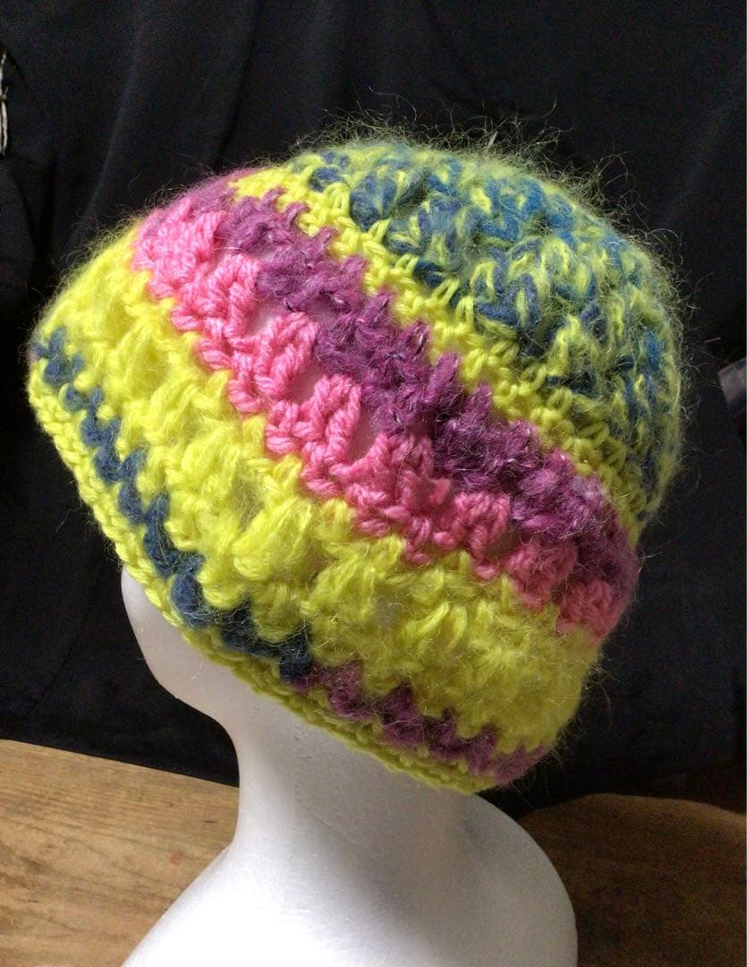 手作りニット帽　ビーニー　ベレー帽　黄色　ピンク　ブルーグリーン　モヘア