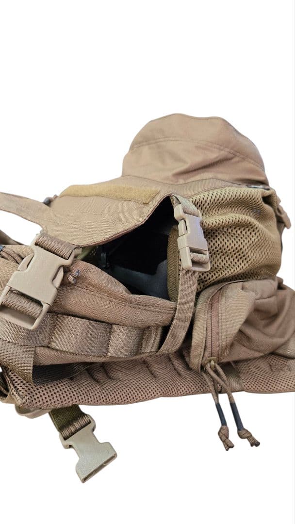 Emersongear タクティカルアサルトバックパック