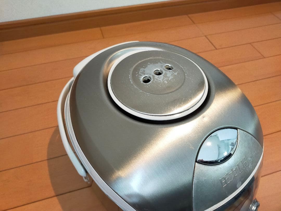 SANYO ECJ-FK10 炊飯器 シルバー　サンヨー 圧力IH