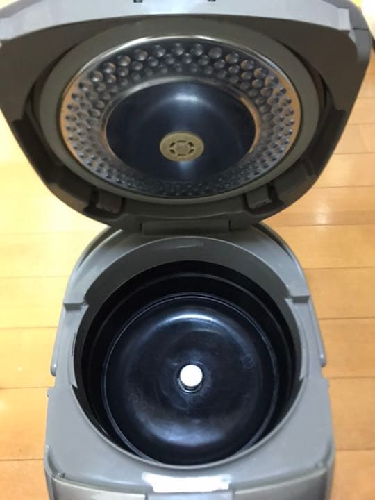 HITACHI 炊飯器　極上炊き　鉄入厚釜　 RZ-JS10J(S)