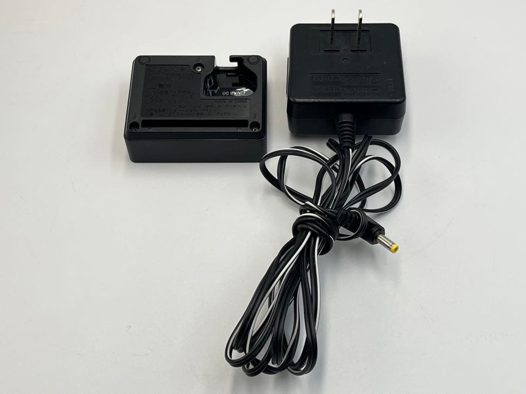 SONY XDV-G200ワンセグTV FM/AM ラジオ ポータブルラジオ