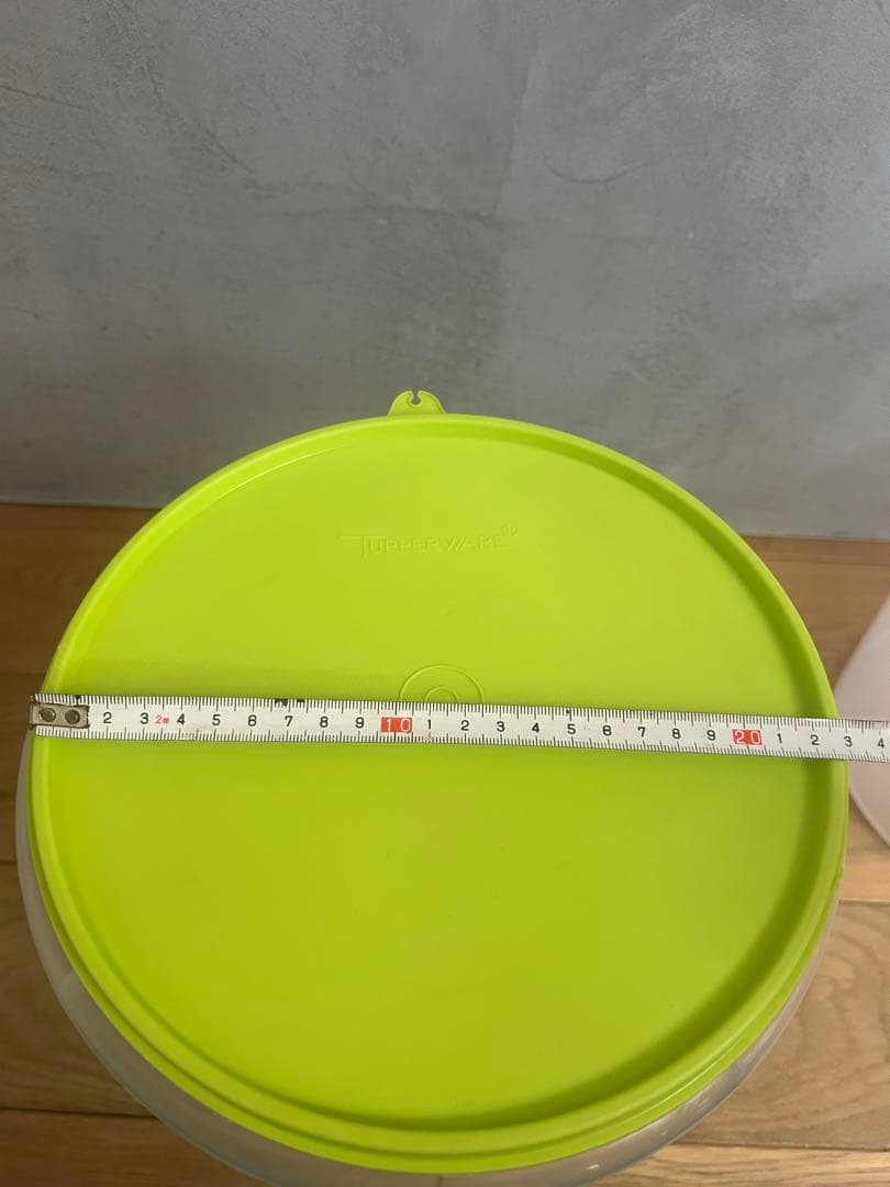 希少 タッパーウェア ランニングボーイ ジャイアント 2個セット