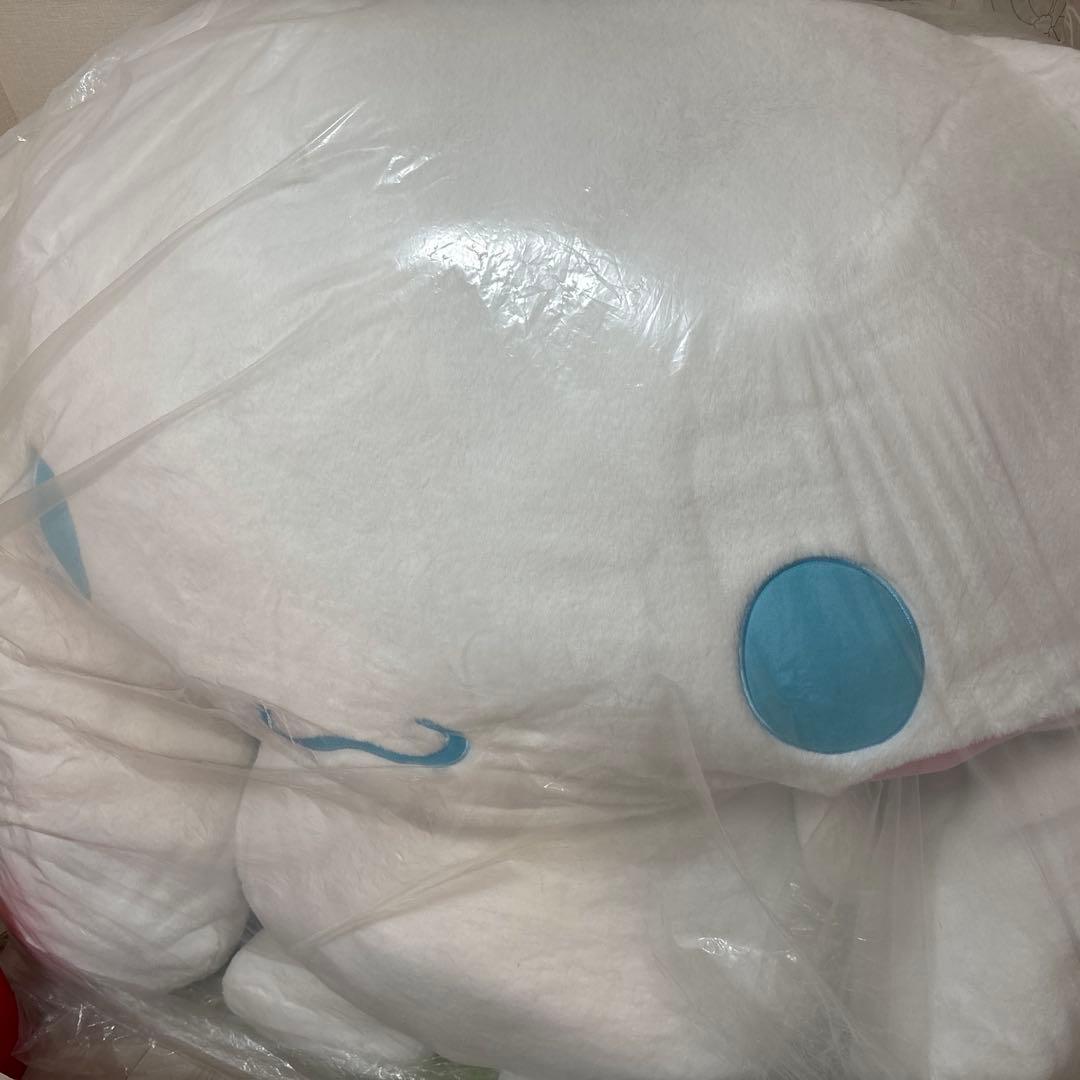 【完売品】シナモロール 限定 夢の超BIGふかふかぬいぐるみクッション