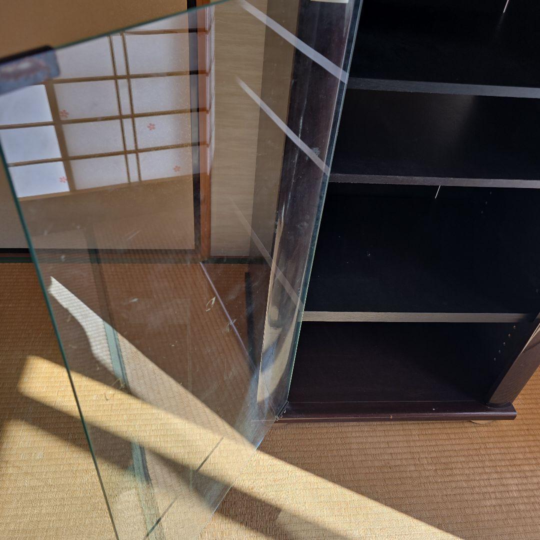 ダークブラウン ガラスケース 収納棚付き