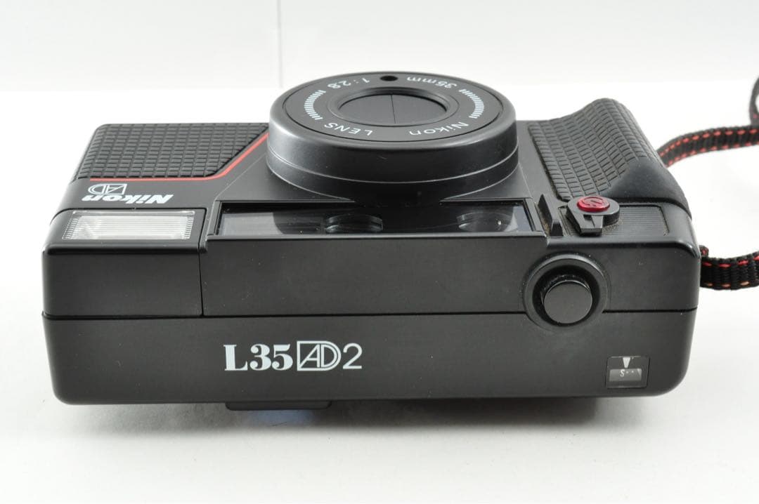 美品⭐︎動作確認済　Nikon ニコン L35AD2 フィルムカメラ　ケース付
