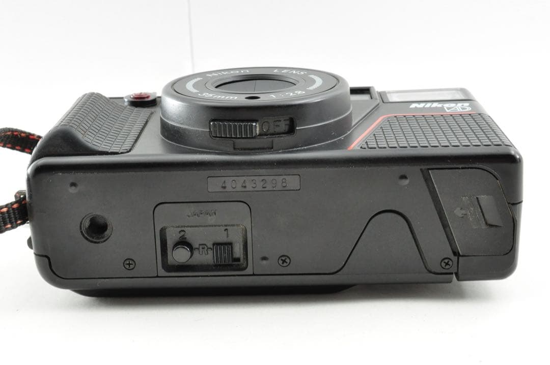美品⭐︎動作確認済　Nikon ニコン L35AD2 フィルムカメラ　ケース付