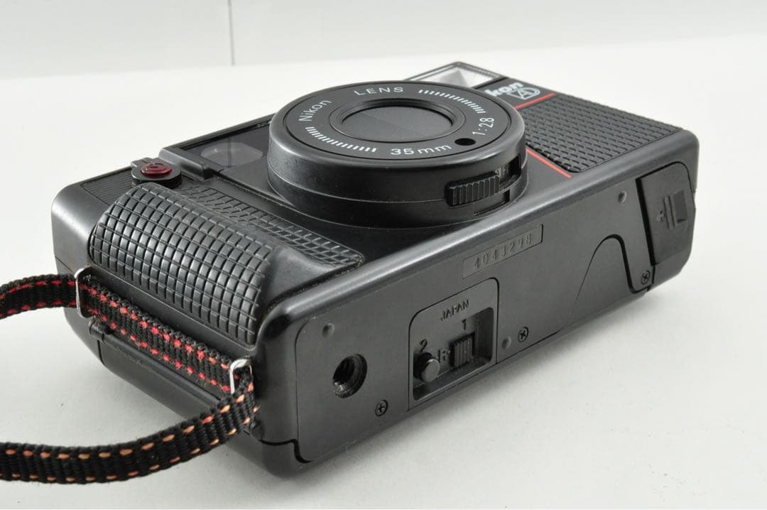 美品⭐︎動作確認済　Nikon ニコン L35AD2 フィルムカメラ　ケース付