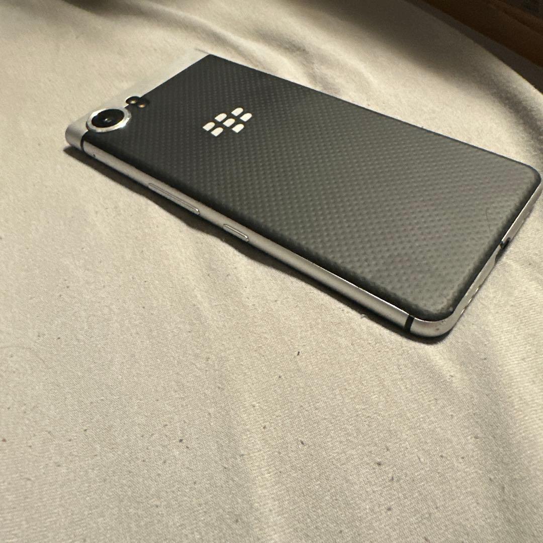 BlackBerry key ONE BBB100-6 SIMフリー