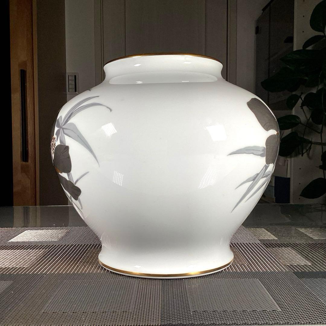 大倉陶園　花瓶