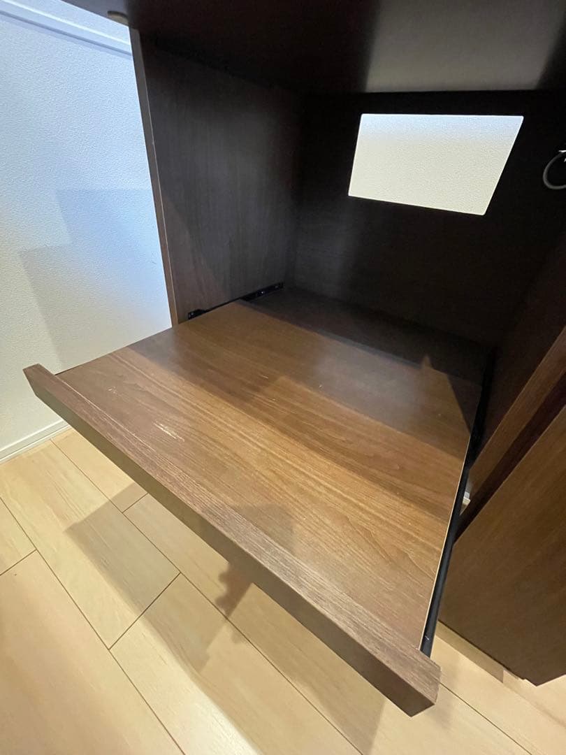 スライド式キッチンカウンター　ゴミ箱スペース