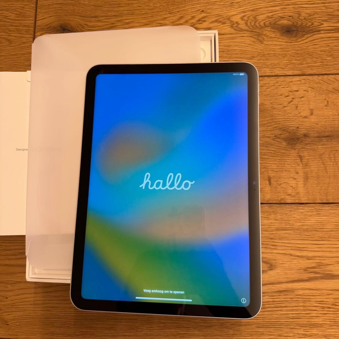 Apple iPad (第10世代) シルバー wifiモデル 256GB