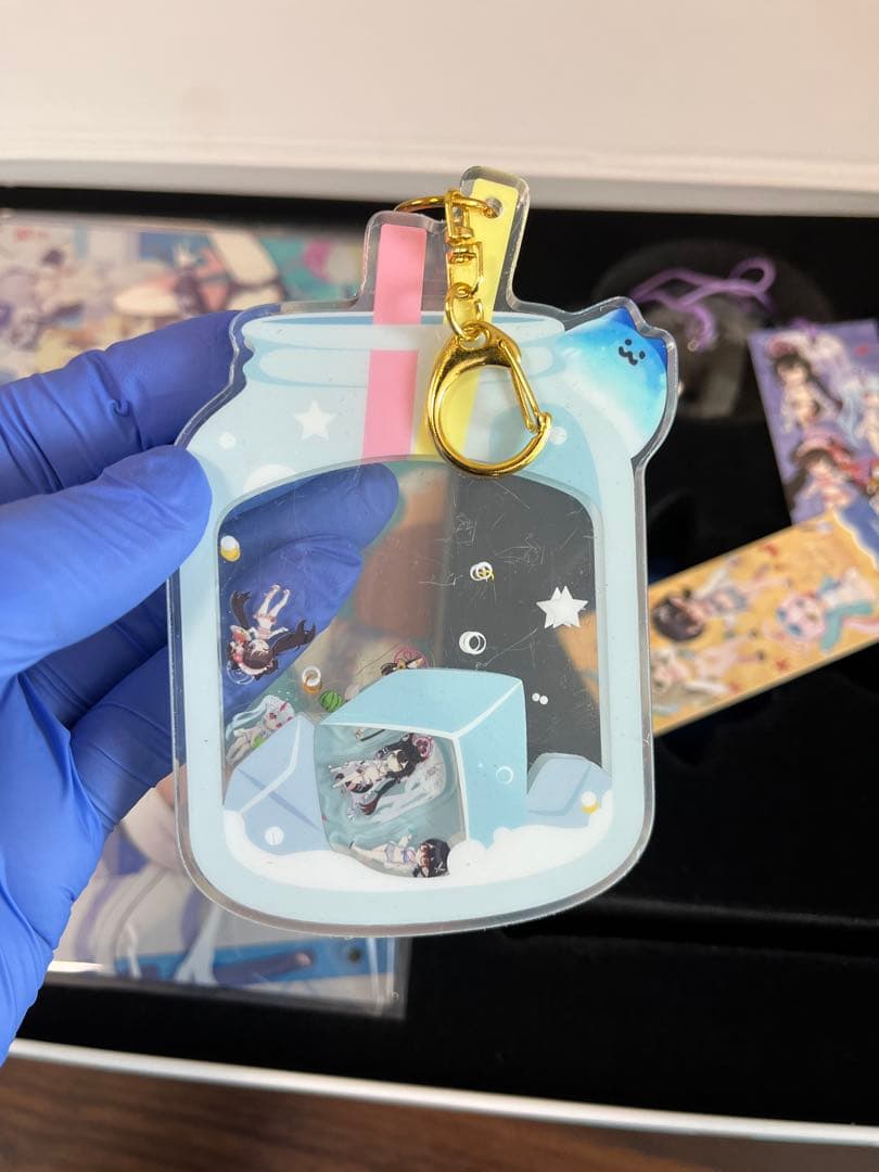 ブルーアーカイブ　VACATION SUITCASE