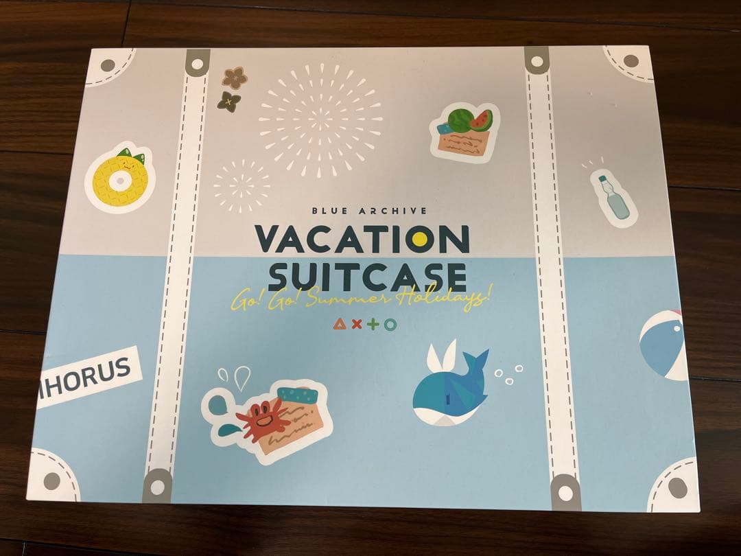ブルーアーカイブ　VACATION SUITCASE