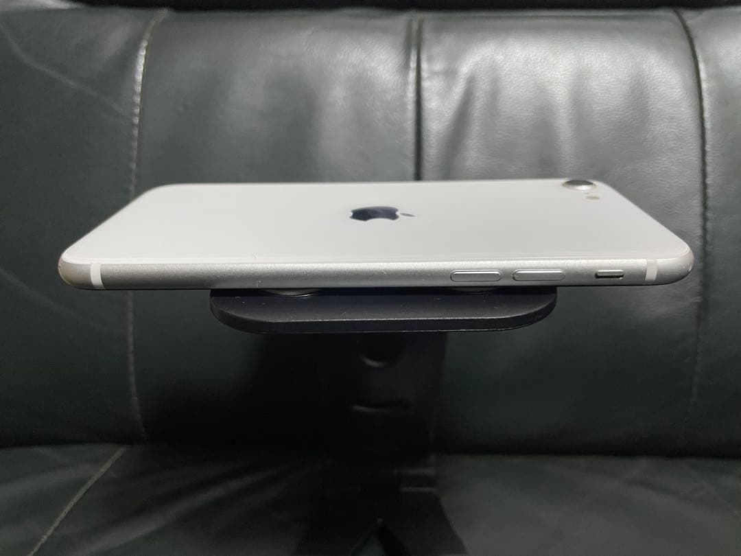 【新品バッテリー】iPhone SE2 128GB ホワイトSIMフリー