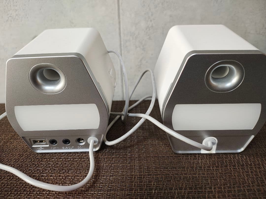 Edifier G2000 ホワイト ゲーミングスピーカー
