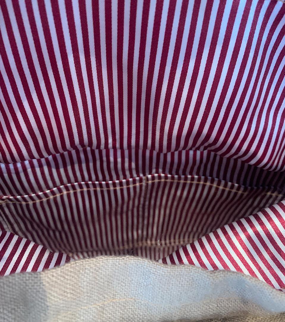 ★30年以上の経験を持つ職人による手作り，希少数量