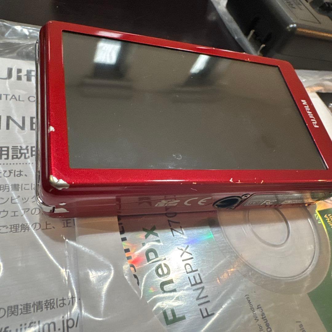 FUJIFILM FinePix Z700 EXR レッド