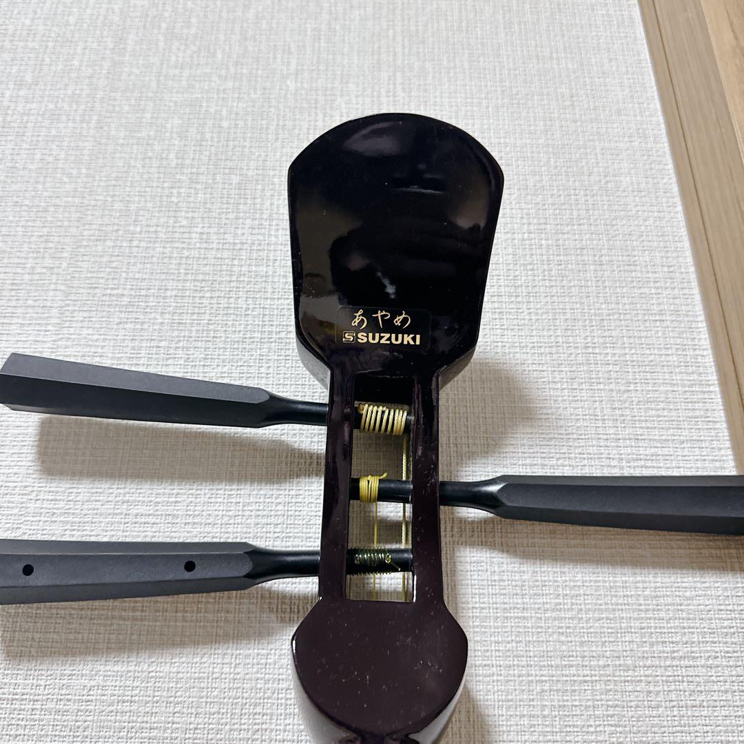美品 SUZUKI スズキ 三味線 あやめ 入門用 セット 教本 ハードケース付