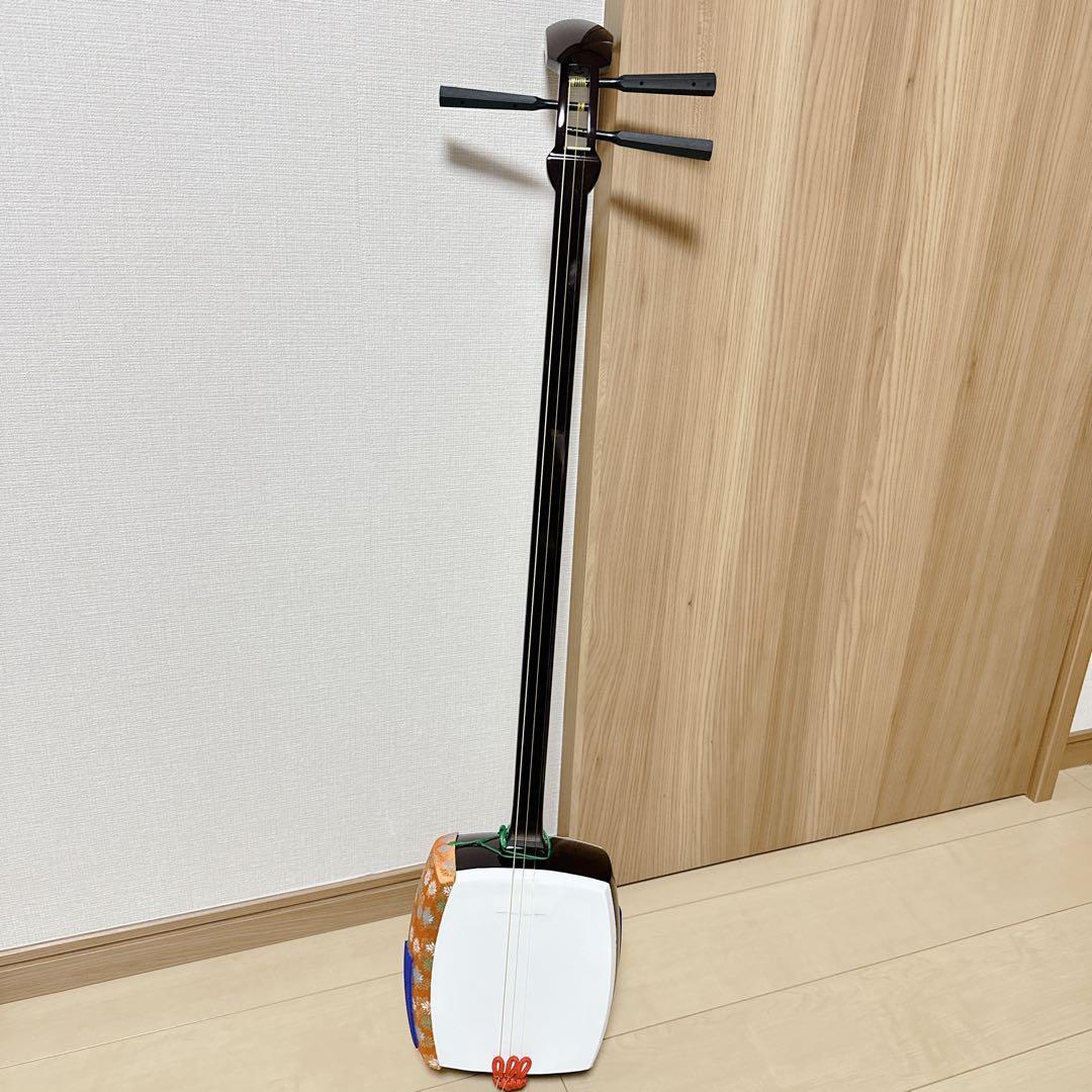 美品 SUZUKI スズキ 三味線 あやめ 入門用 セット 教本 ハードケース付