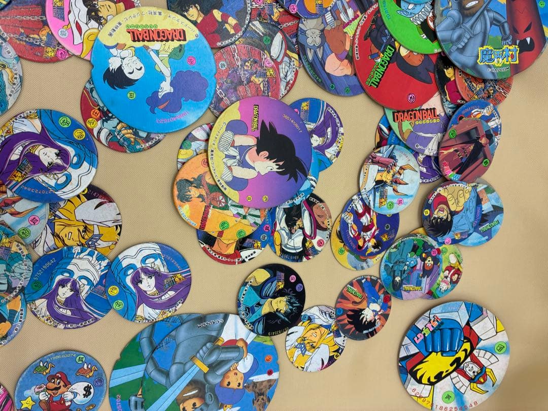 昭和レト　聖闘士星矢、ドラゴンボール等メンコ　大量まとめて　まとめ売り　②