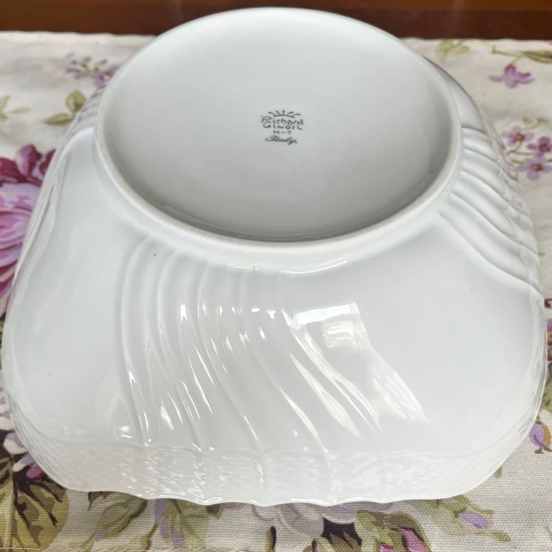 リチャードジノリ★ベッキオホワイト★スクエアボウルとシェルディッシュ