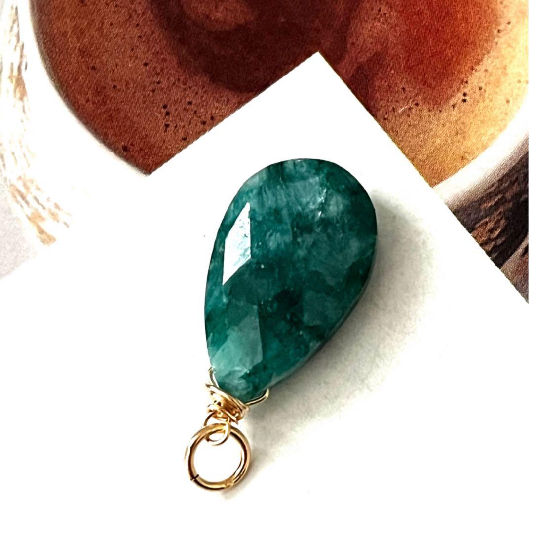 ダンゴ☺︎ 1点作品☆大粒レインボームーンストーン14kgfネックレストップ