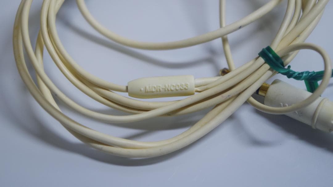 A4217 SONY リモコン RM-MC33EL/イヤホン MDR-NC033