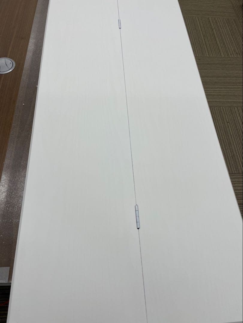 電子ピアノ88鍵盤　ハンマーアクション鍵盤　３本ペダル　ホワイト